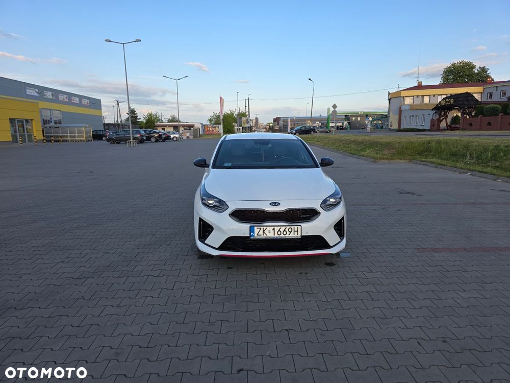 Kia ProCeed 1.6 T-GDI GT DCT - 1
