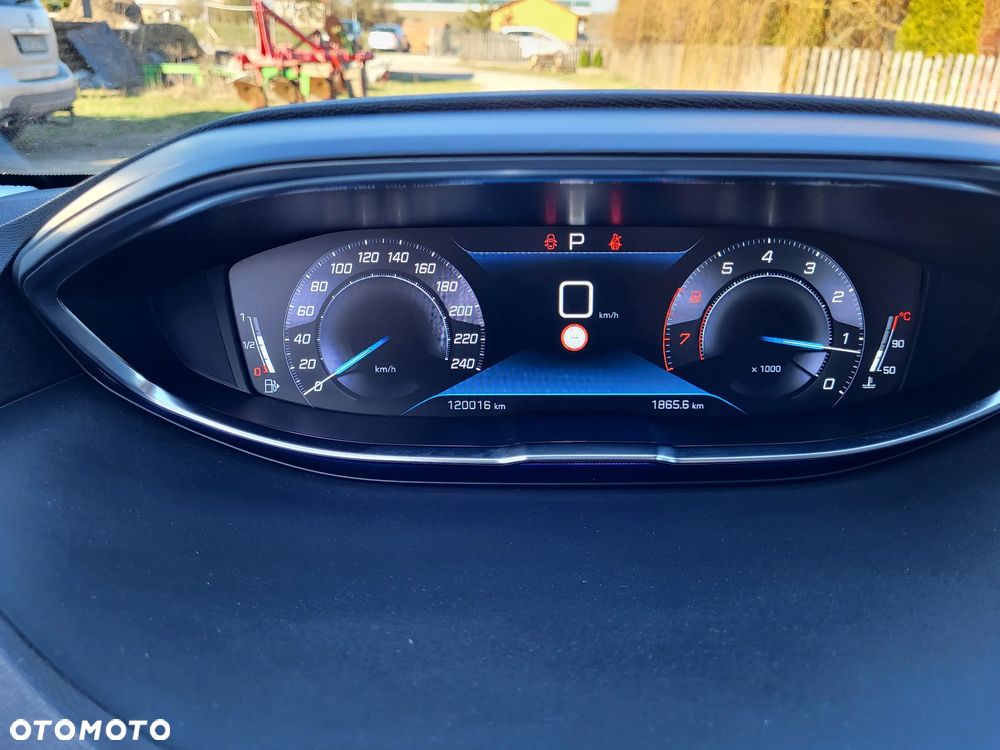 Peugeot 5008 PureTech 130 EAT8 Stop & Start Active - 32