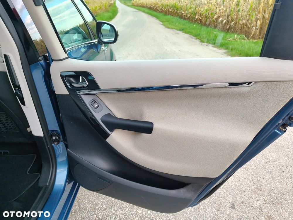 Citroën C4 Picasso 1.6 HDi FAP Exclusive - 23