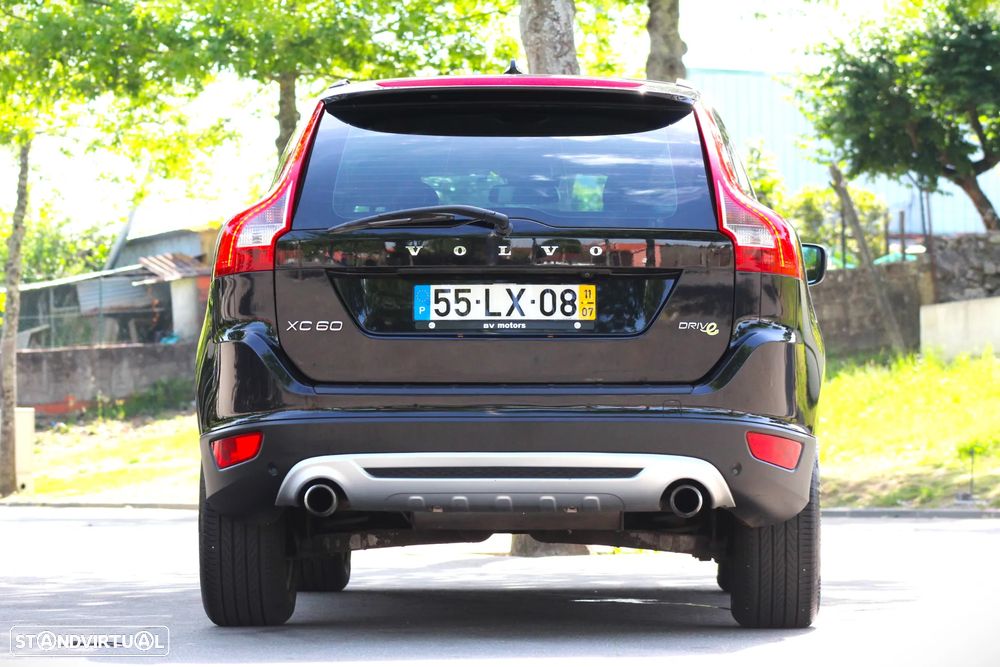 Volvo XC 60 2.0 D4 R-Design 139g Start/Stop - 12