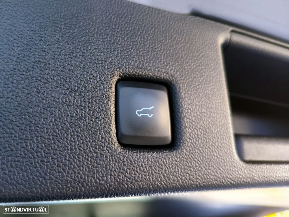 Ford Kuga 1.5 EcoBoost ST-Line - 40