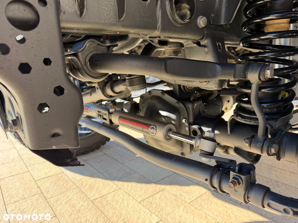 Jeep Wrangler - 12