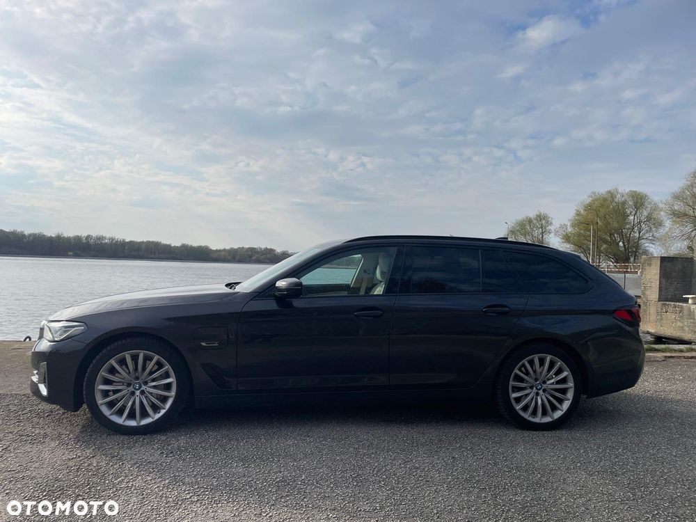 BMW Seria 5 530e Luxury Line sport - 4