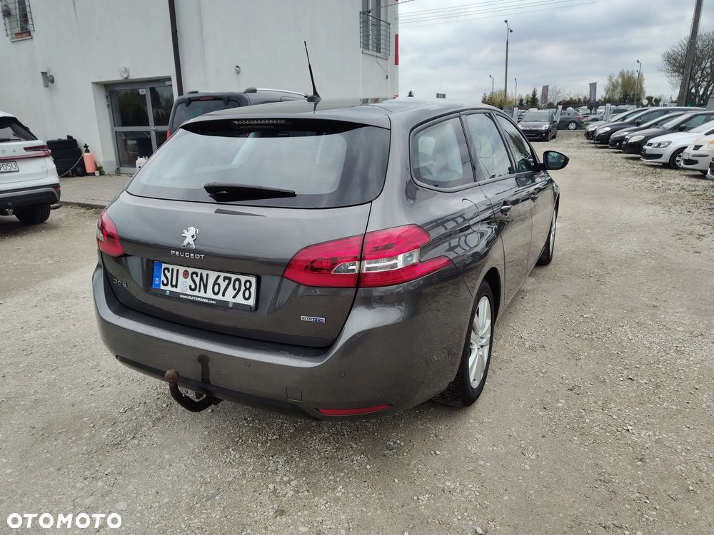 Peugeot 308 - 6