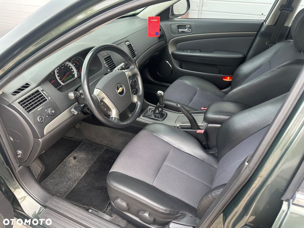 Chevrolet Epica 2.0 LS - 22