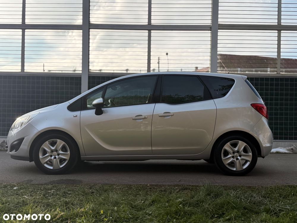 Opel Meriva - 8