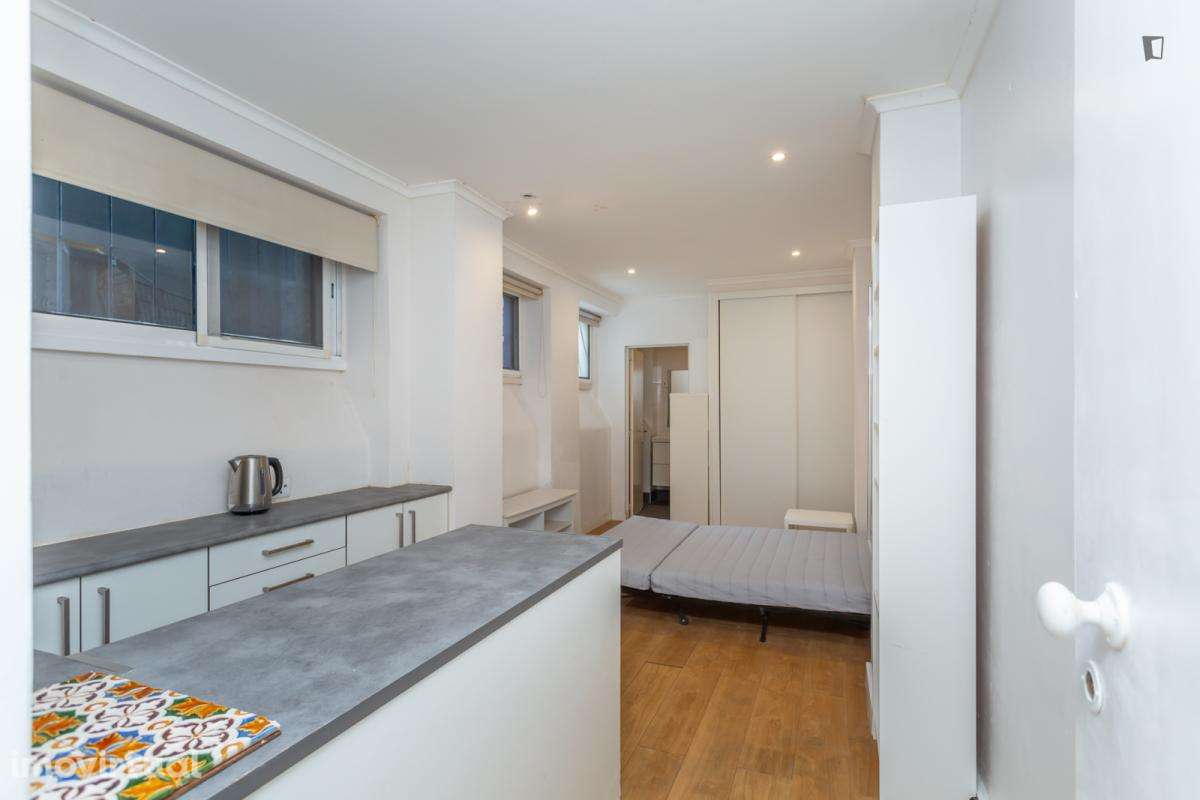 Estúdio - localizado em Alvalade Lisbon - Grande imagem: 4/14