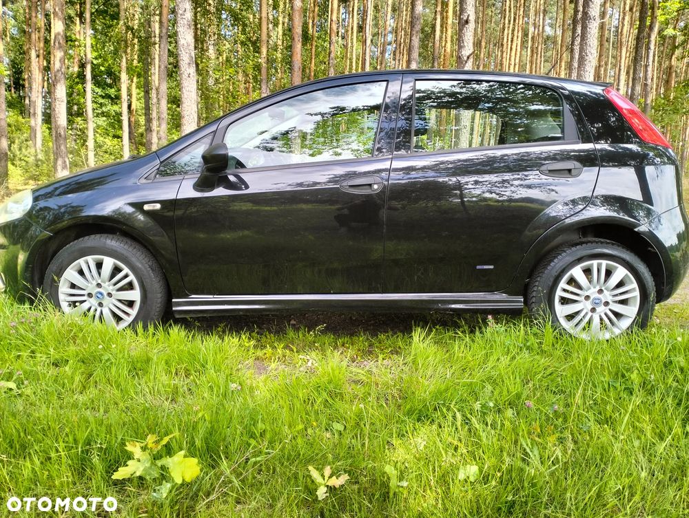 Fiat Punto 1.4 16V Dynamic - 31