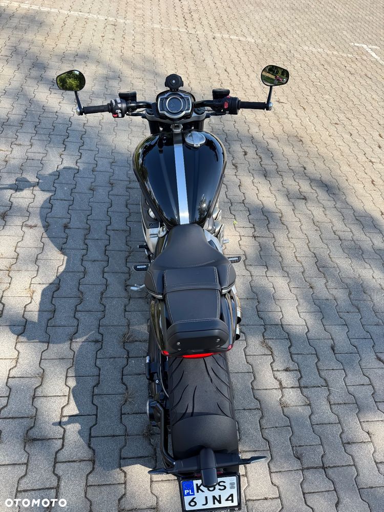 Triumph Rocket - 7