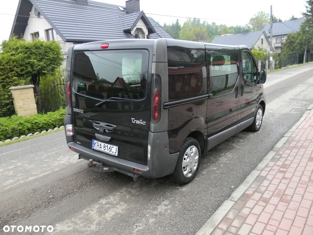 Renault Trafic - 15