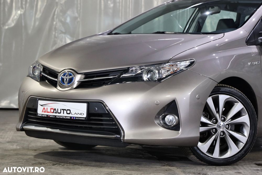 Toyota Auris 1.8 L VVT-i Hybrid Luna - 27