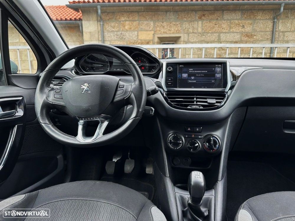 Peugeot 208 1.2 PureTech Active - 8