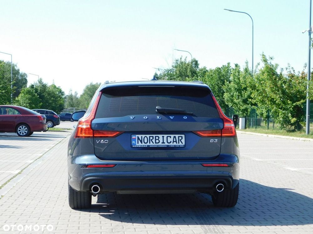 Volvo V60 B3 B Essential - 16