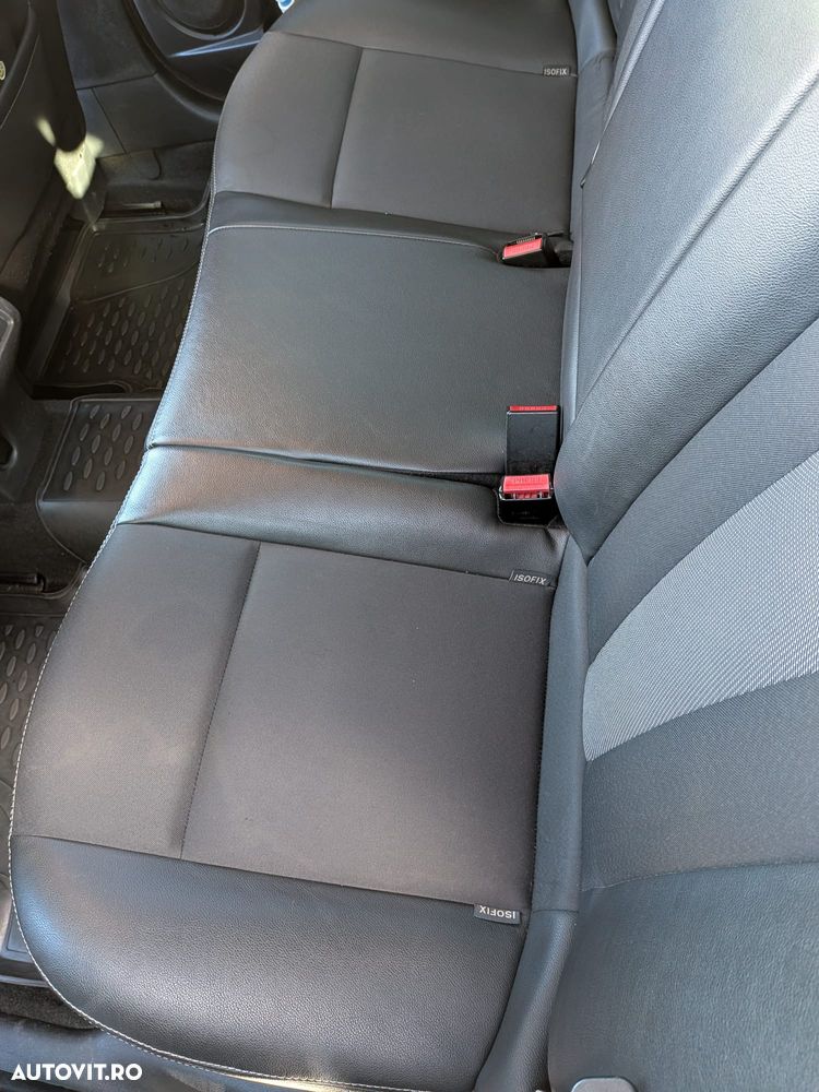 Renault Megane ENERGY dCi 110 Start & Stop Bose Edition - 10