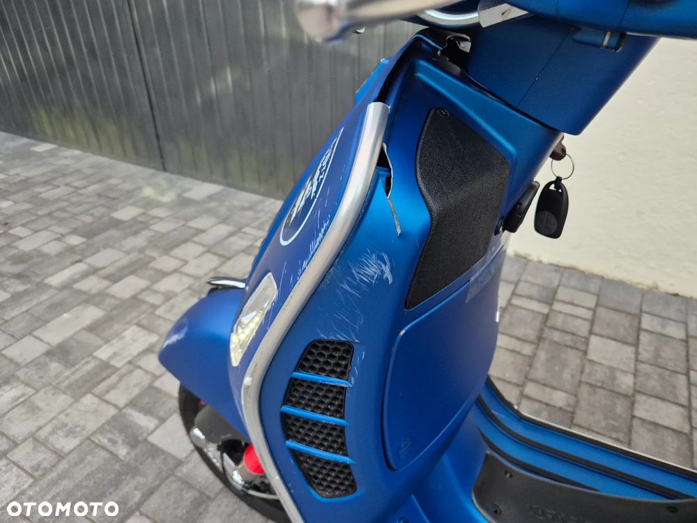 Vespa GTS - 36