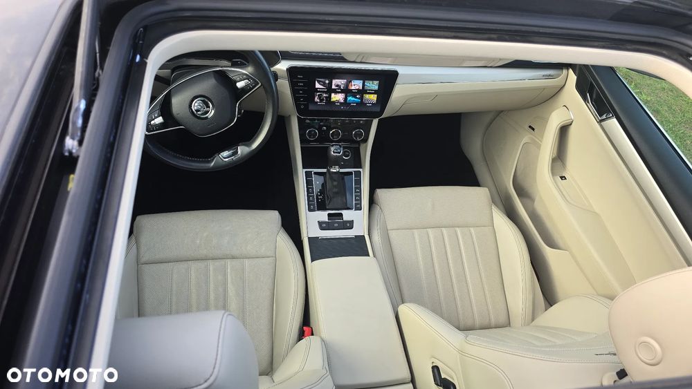 Skoda Superb 2.0 TDI SCR 4x4 L&K DSG - 33
