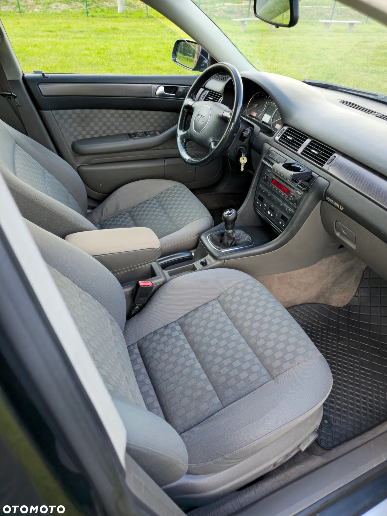 Audi A6 - 6