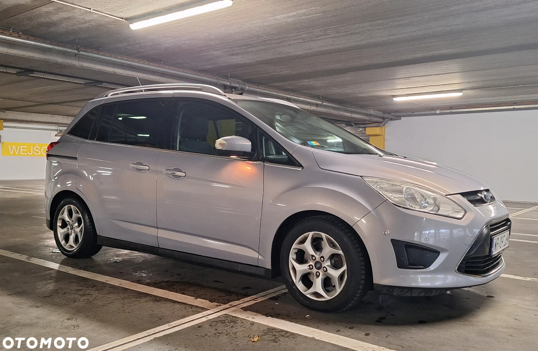 Ford Grand C-MAX - 3