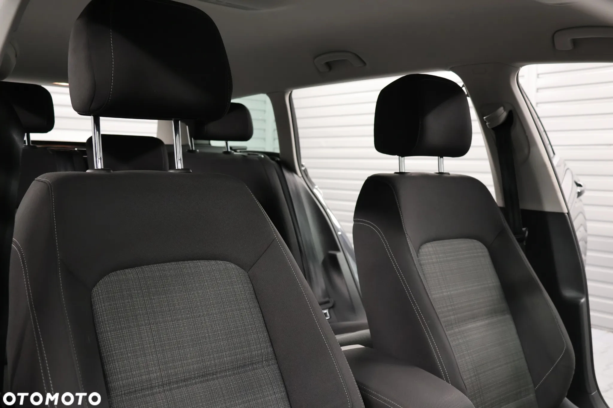 Volkswagen Passat 2.0 TDI EVO Elegance DSG - 13