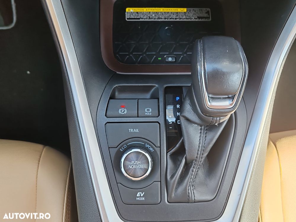 Toyota RAV4 2.5 VVT-iE 4x4 Luxury Premium - 16