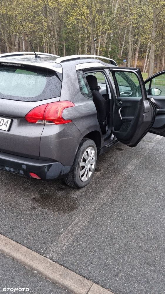 Peugeot 2008 - 12