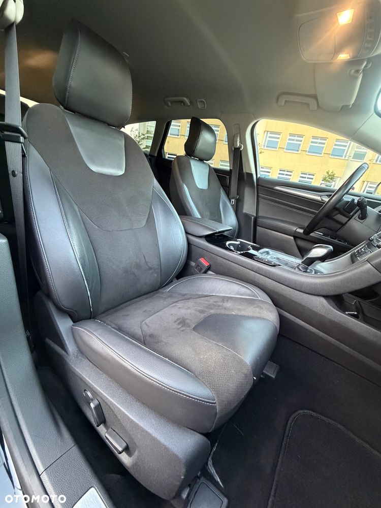 Ford Mondeo 2.0 TDCi Titanium PowerShift - 17