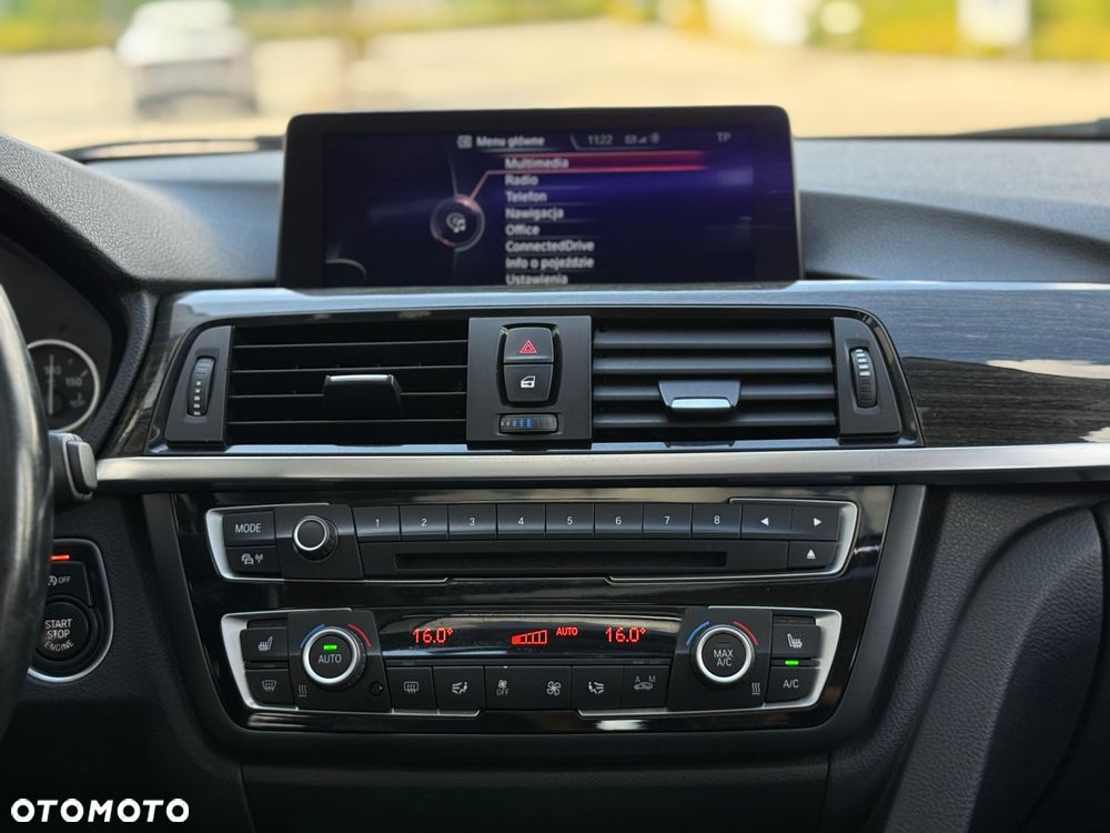 BMW Seria 3 - 26