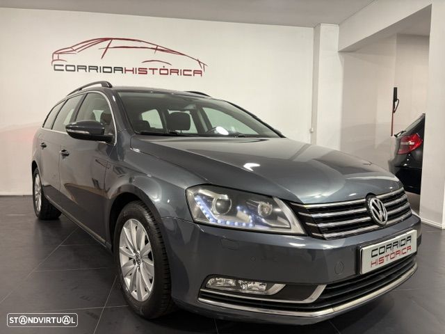 VW Passat Variant - 32