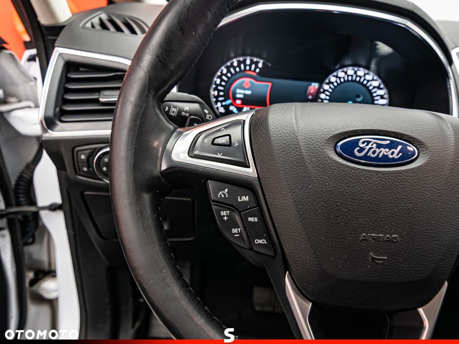 Ford S-Max - 14