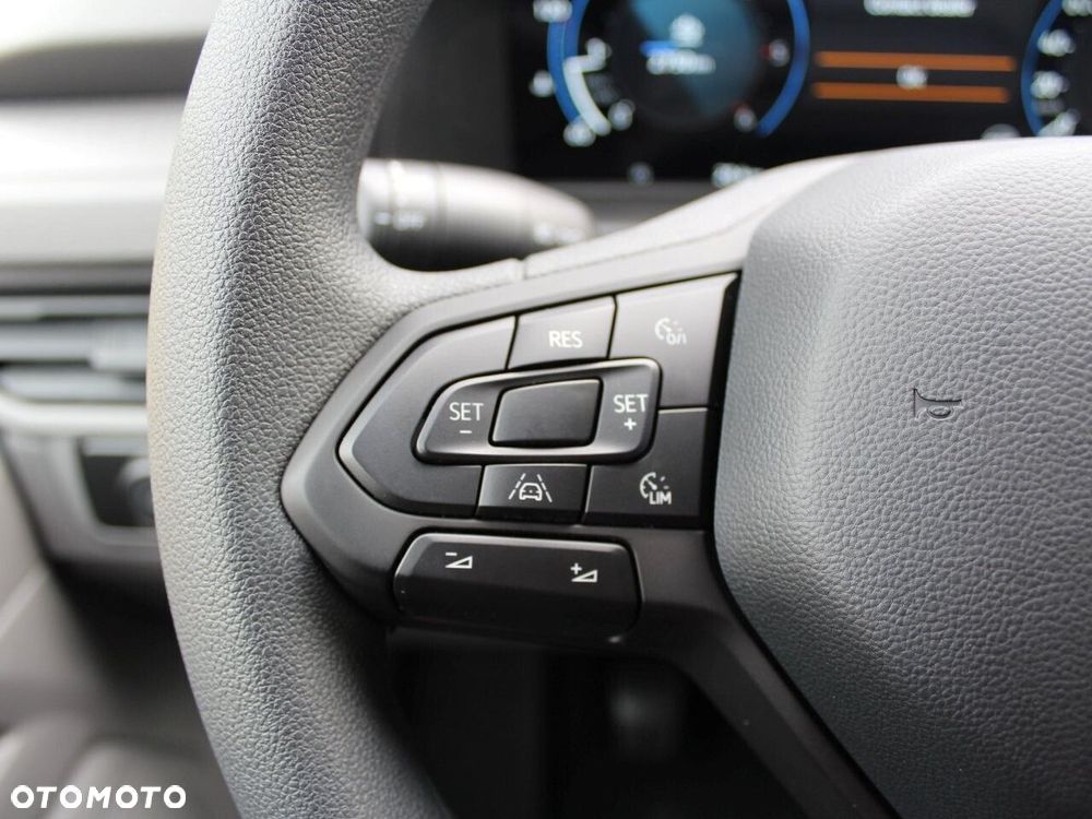 Volkswagen Transporter - 18