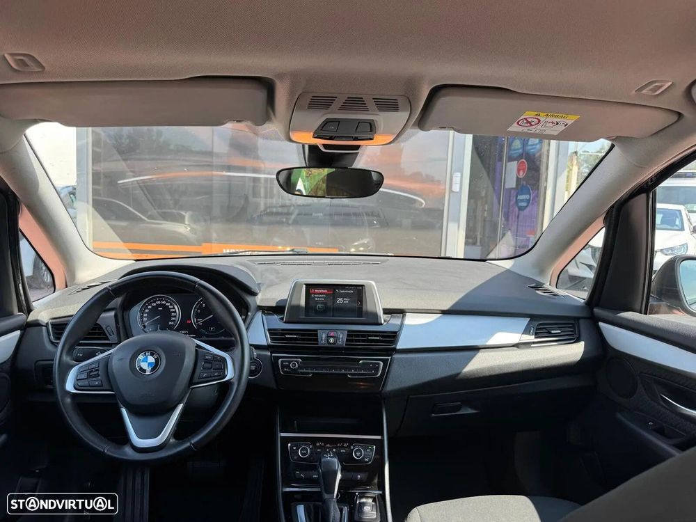 BMW 225xe Active Tourer Advantage - 38