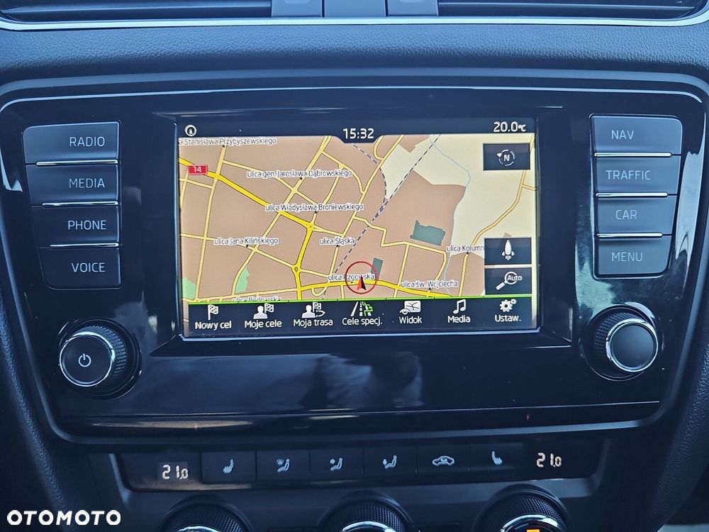 Skoda Octavia 2.0 TSI RS - 32