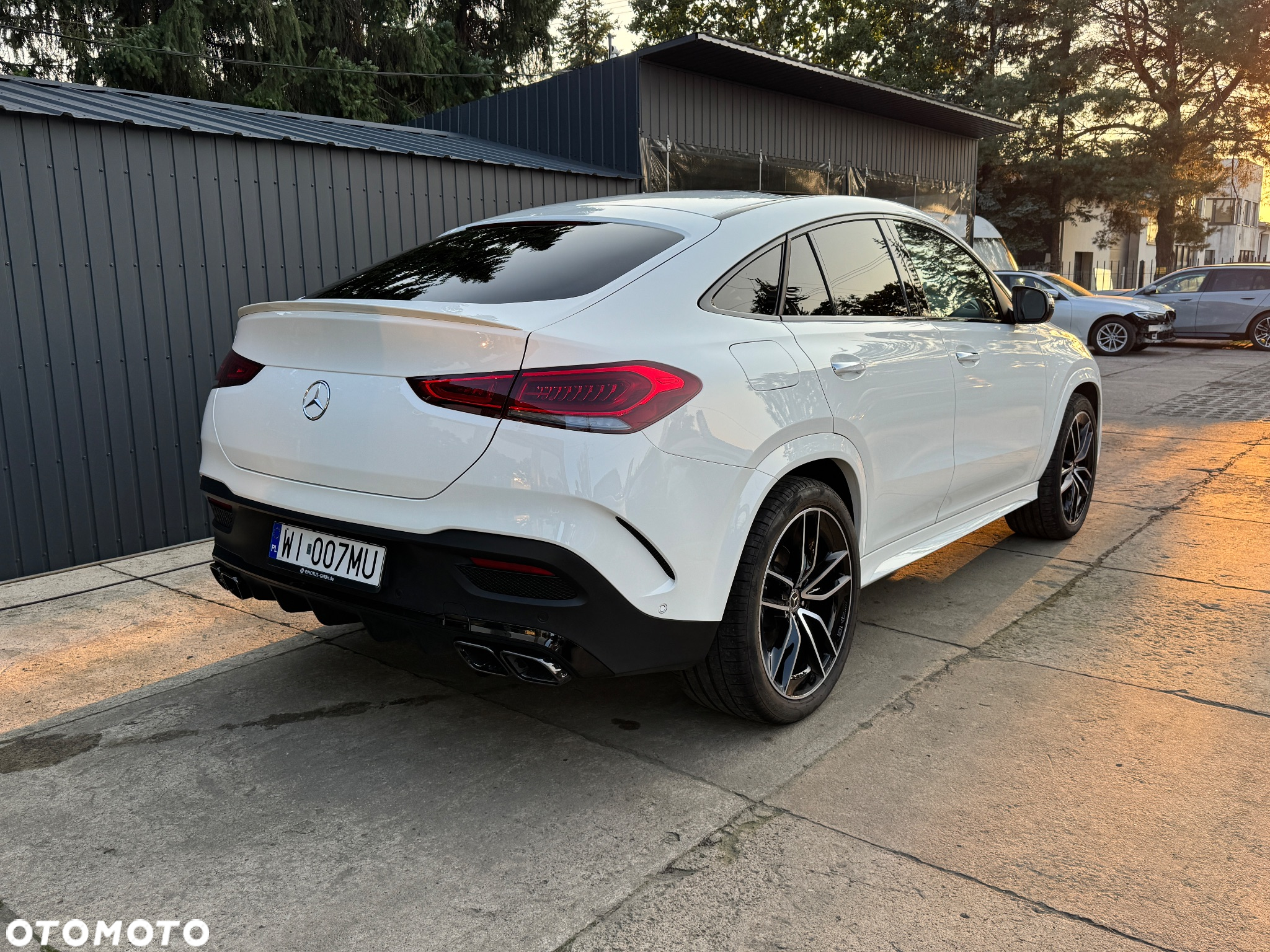 Mercedes-Benz GLE GLE-Coupe 400 d 4Matic 9G-TRONIC AMG Line - 4