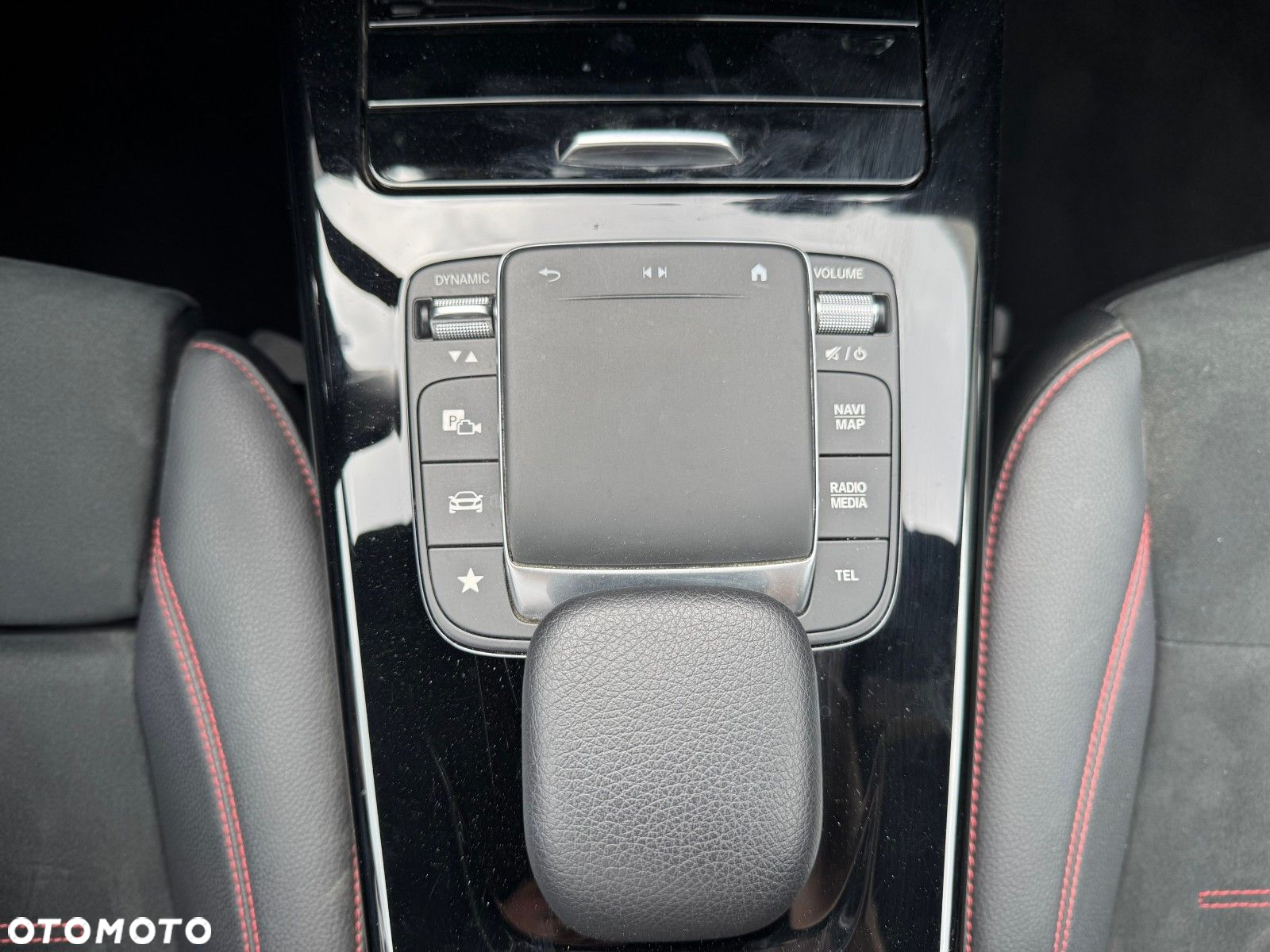 Mercedes-Benz CLA - 19
