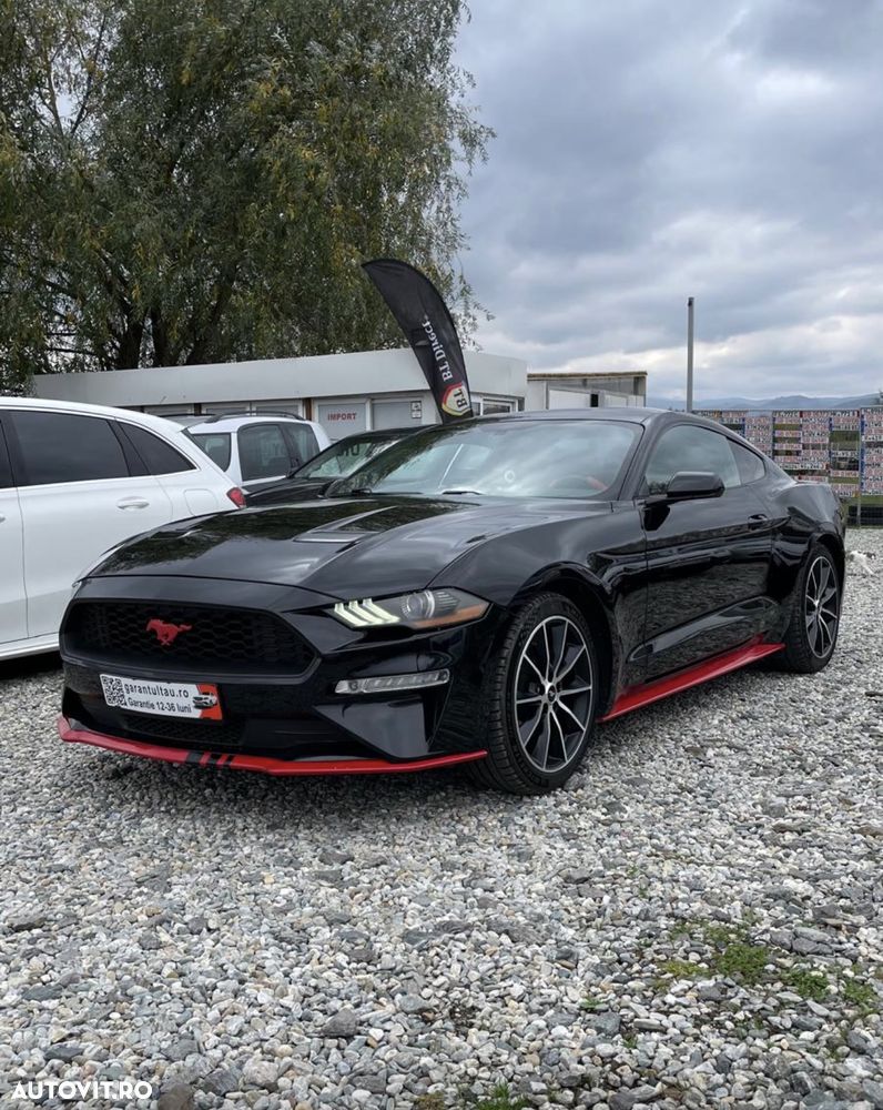 Ford Mustang 2.3 Eco Boost Aut. - 1