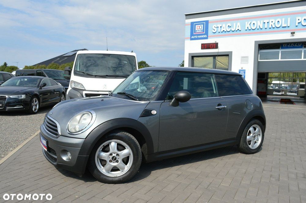 MINI ONE D - 7