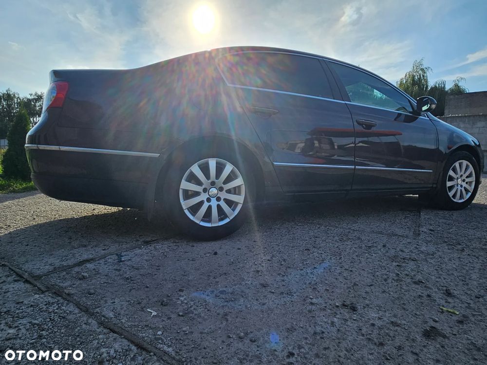Volkswagen Passat - 6
