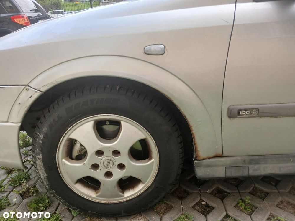 Opel Astra - 4