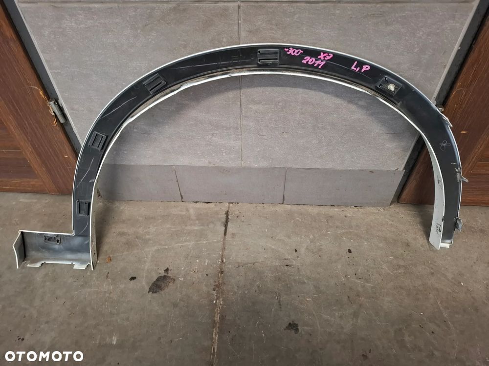 Listwa nakładka błotnika lewy przód M-pakiet kolor 300 BMW X3 F25 2011 rok nr 8050455 - 2