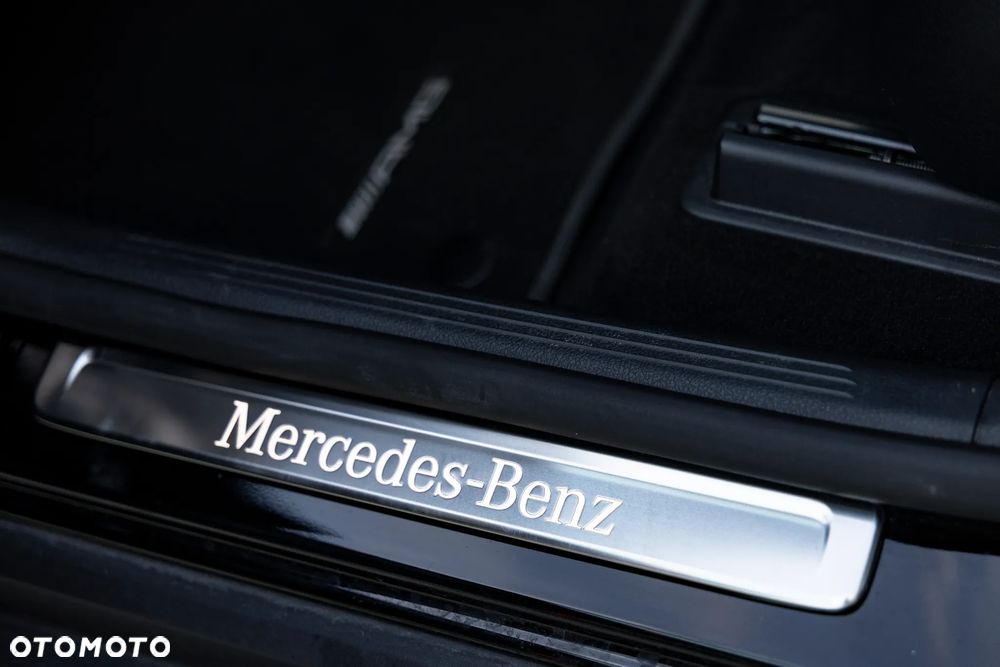 Mercedes-Benz GLC 300 mHEV 4-Matic AMG Line - 26