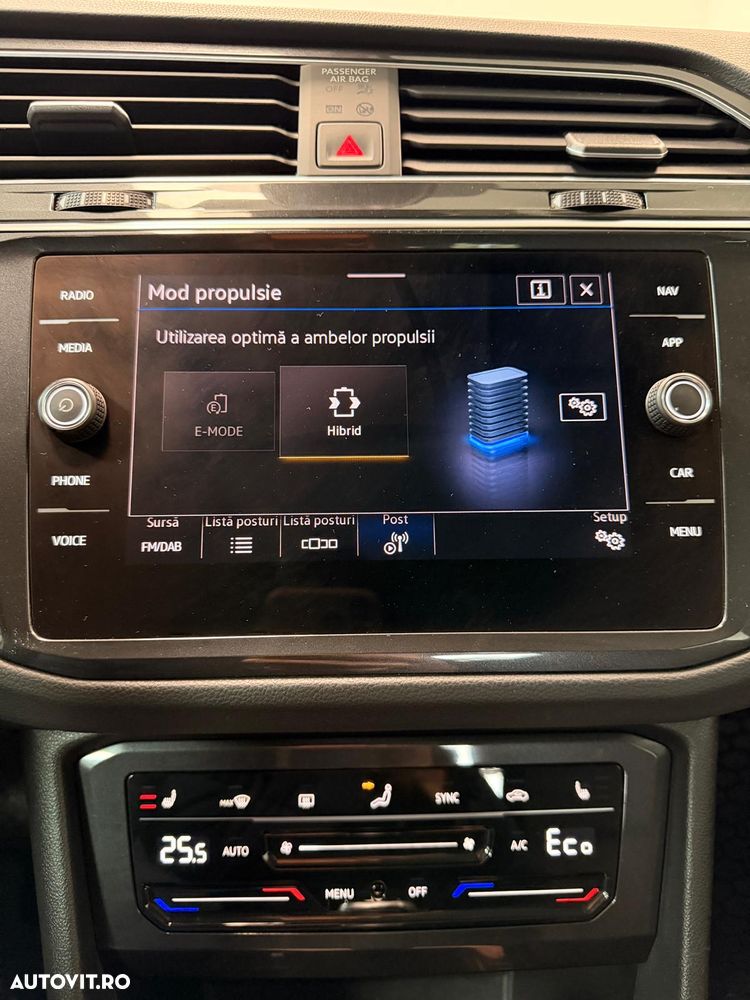 Volkswagen Tiguan 1.4 eHybrid OPF DSG Life - 11