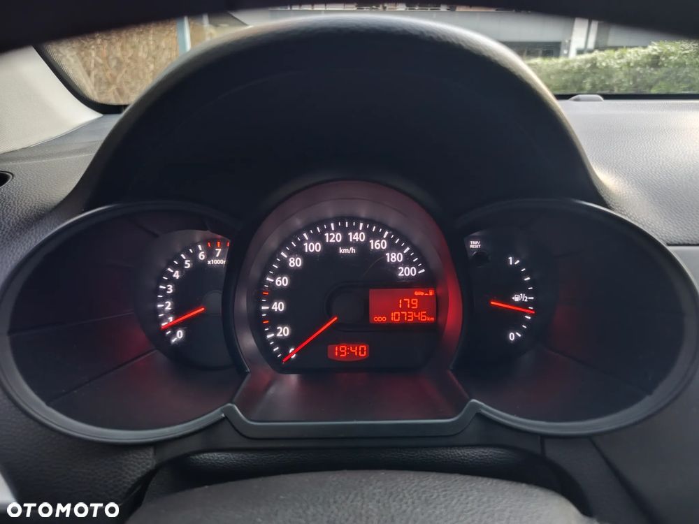 Kia Picanto 1.0 L - 10