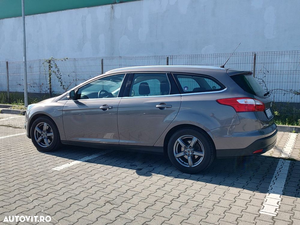 Ford Focus 2.0 TDCi DPF Titanium - 9