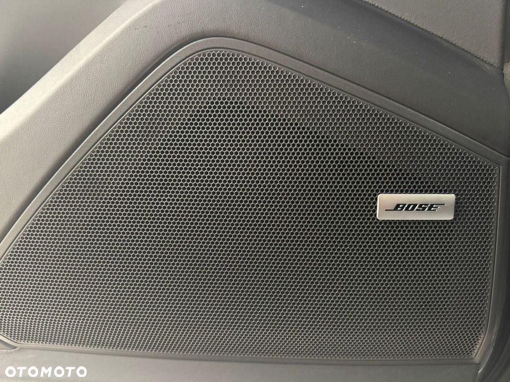 Porsche Cayenne - 10