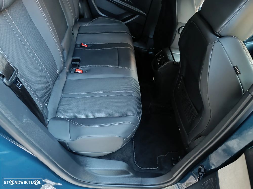 Peugeot 3008 225 e-EAT8 GT - 36