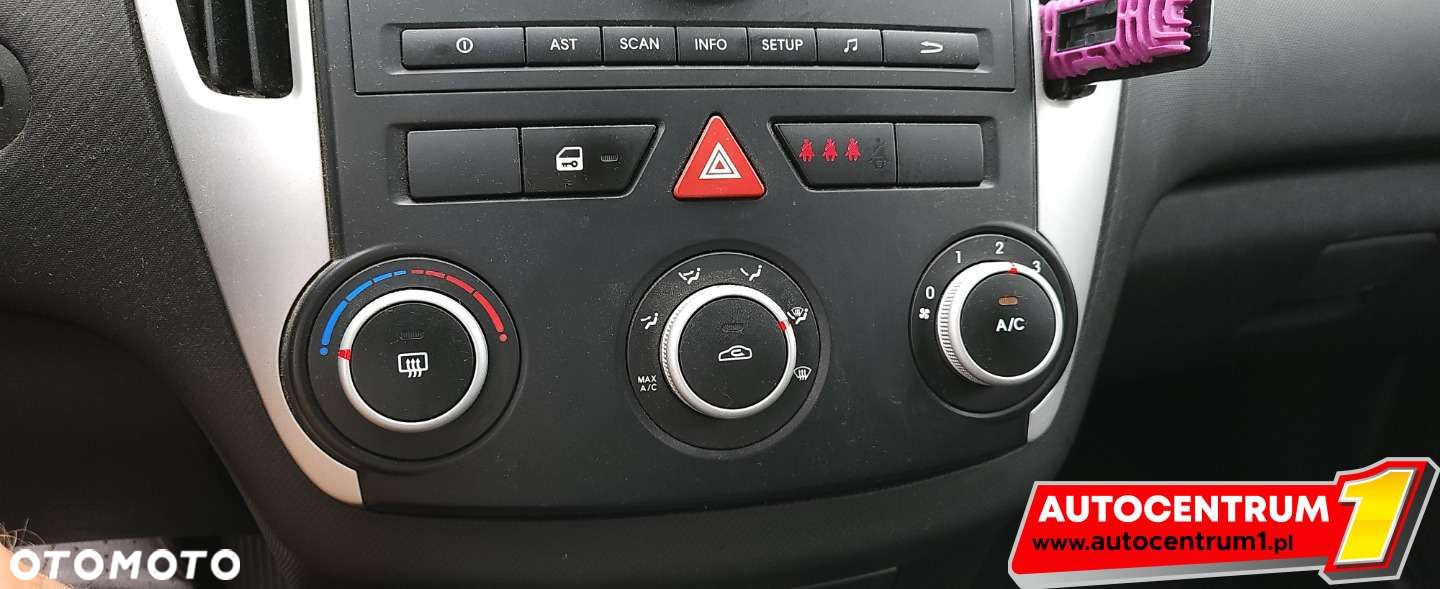 Kia Ceed - 18