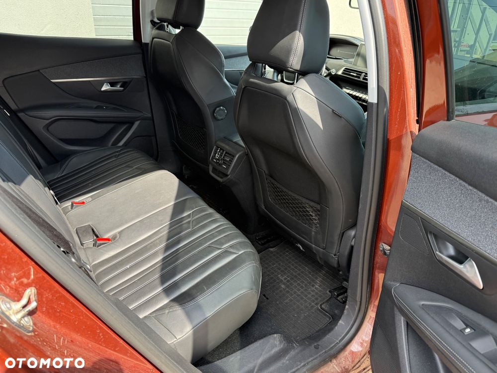 Peugeot 3008 PureTech 130 Stop & Start GPF EAT8 Allure Business-Paket - 12
