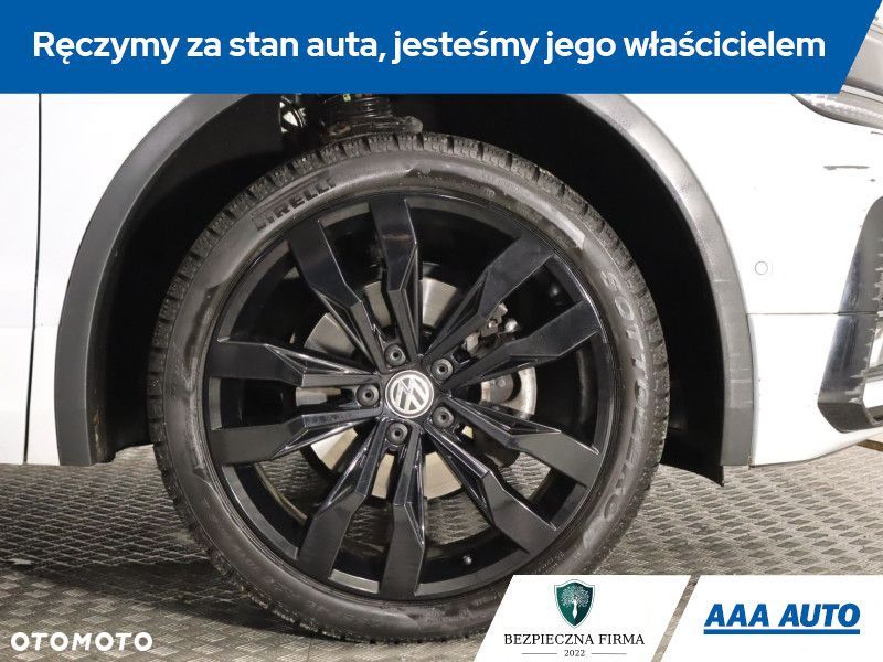 Volkswagen Tiguan Allspace - 16