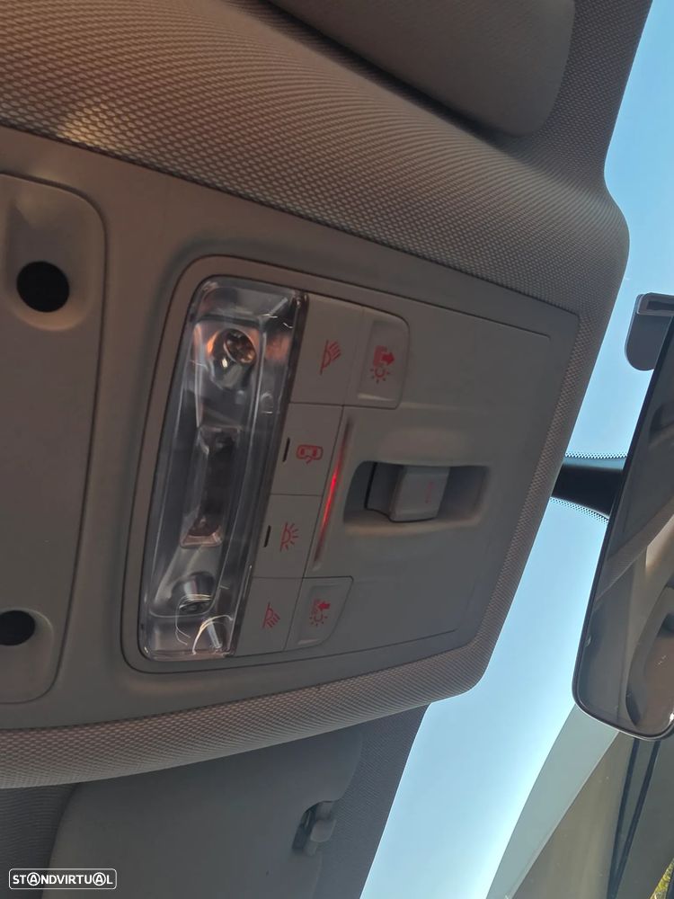 Audi Q3 2.0 TDI quattro S tronic sport - 27