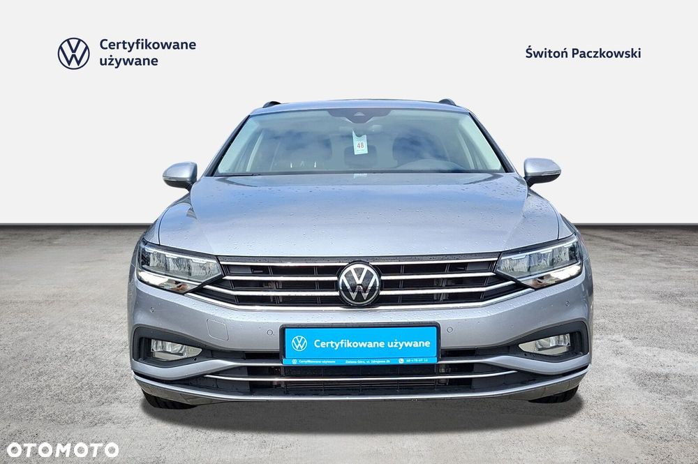Volkswagen Passat - 8